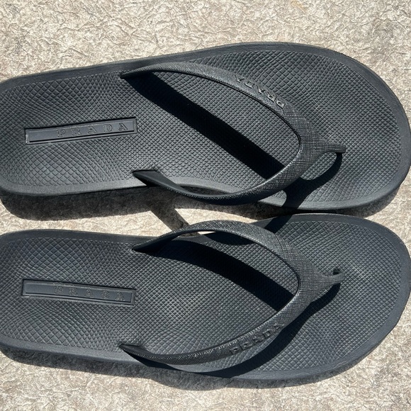 Prada Flip Flops Mens 12 - Picture 3 of 6